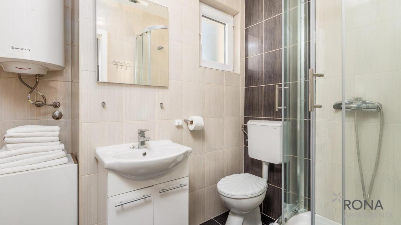 Rona Apartments Zlatko Шимуни Екстер'єр фото