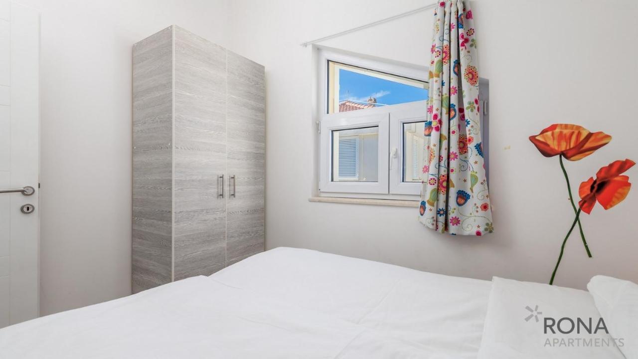 Rona Apartments Zlatko Шимуни Екстер'єр фото