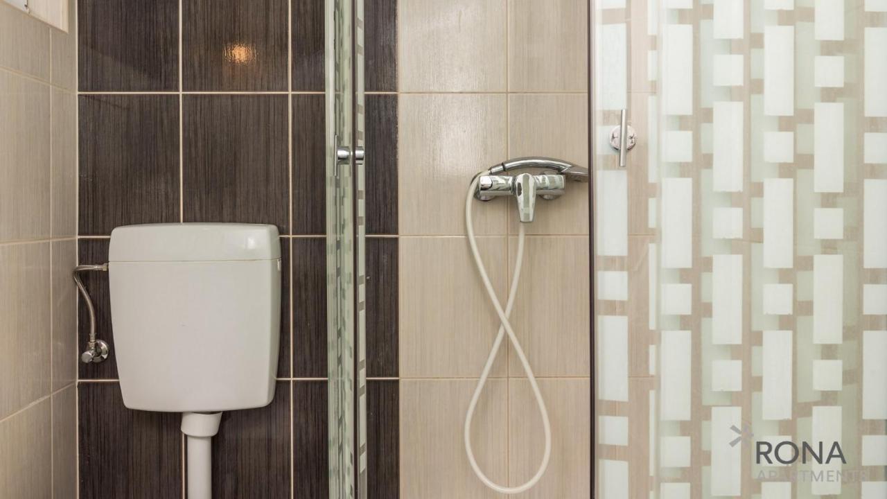 Rona Apartments Zlatko Шимуни Екстер'єр фото