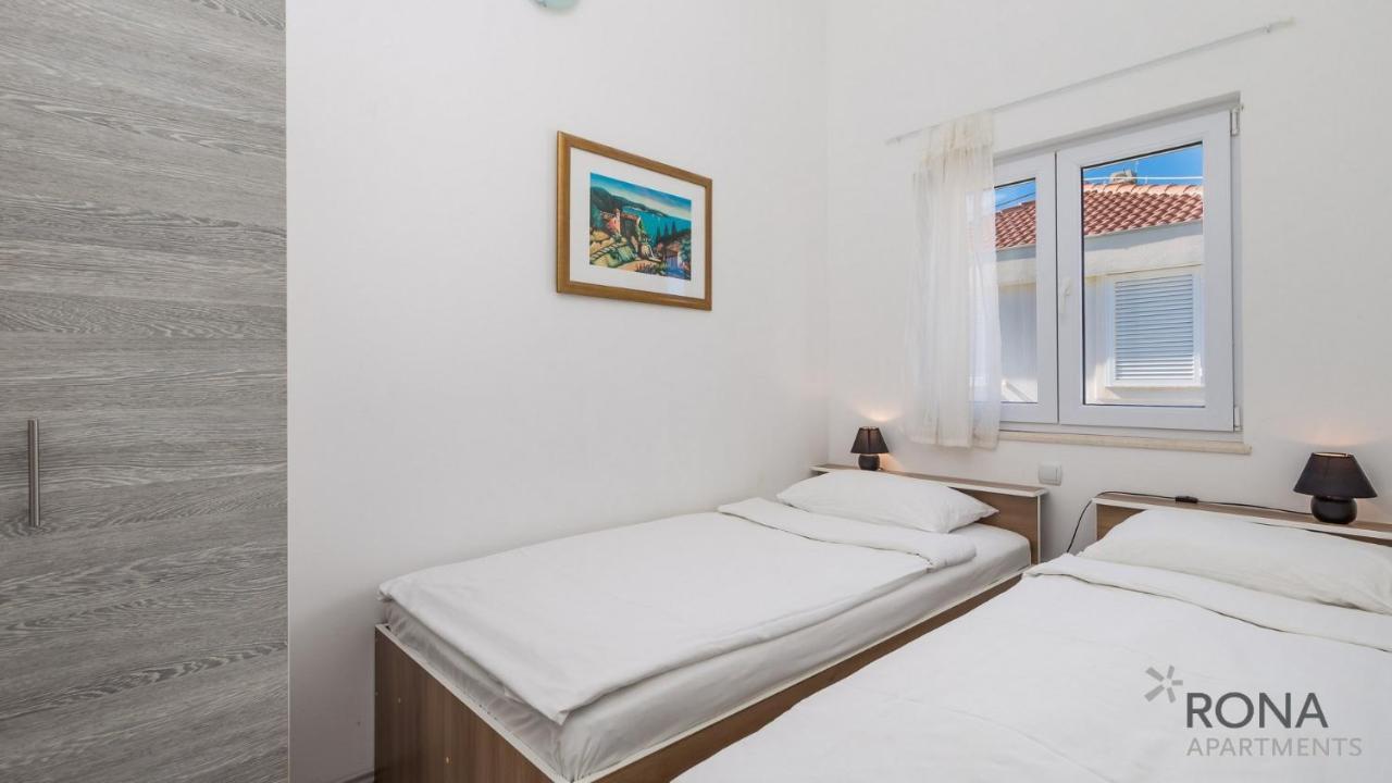 Rona Apartments Zlatko Шимуни Екстер'єр фото