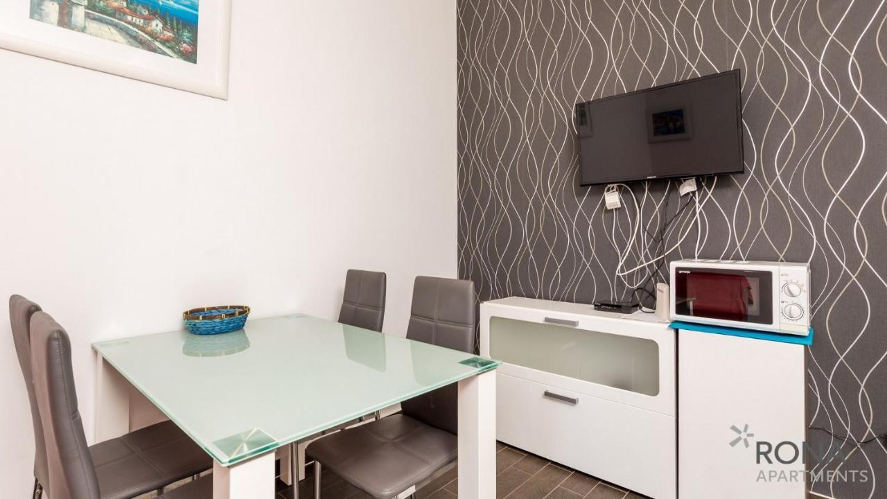 Rona Apartments Zlatko Шимуни Екстер'єр фото